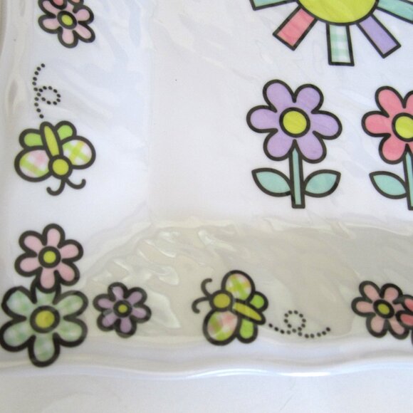 Hello Kitty Easter Rabbit Flower Plate Sanrio NEW - Picture 3 of 5